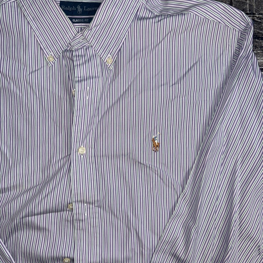 Ralph Lauren Men's Navy and White Striped Shirt size 16.5 32/33
